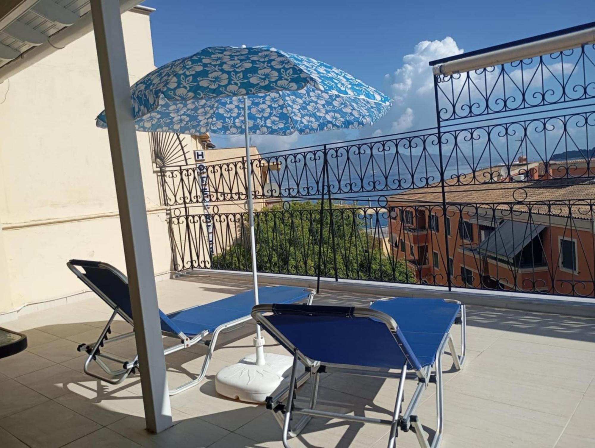 דירות Corfu  Kiki'S Penthouse מראה חיצוני תמונה